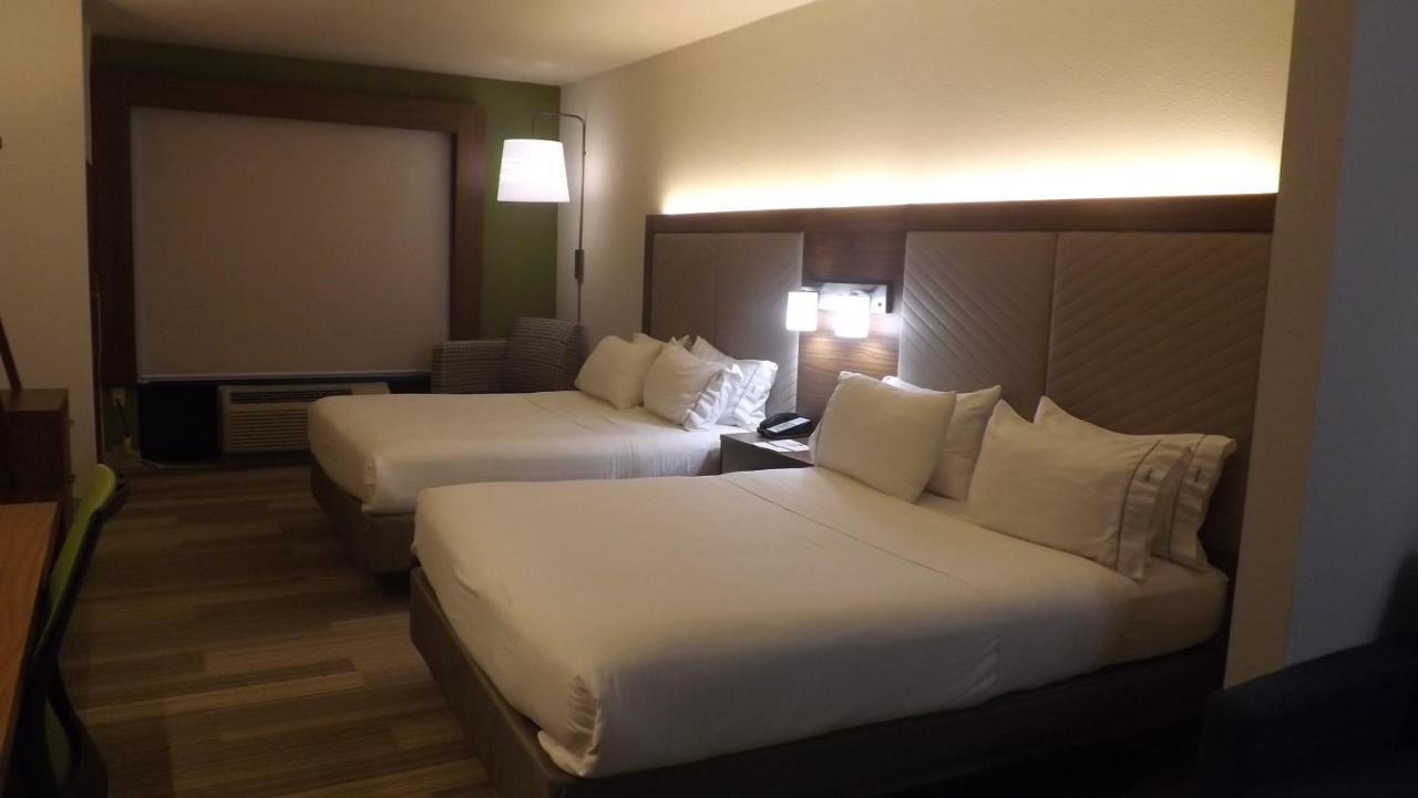 Holiday Inn Express & Suites Dyersburg By Ihg Exteriör bild