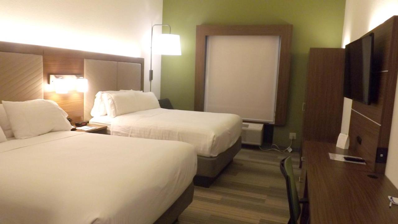 Holiday Inn Express & Suites Dyersburg By Ihg Exteriör bild