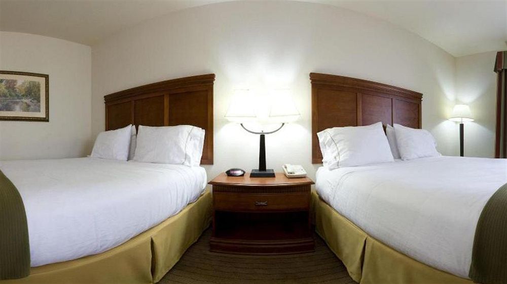 Holiday Inn Express & Suites Dyersburg By Ihg Exteriör bild